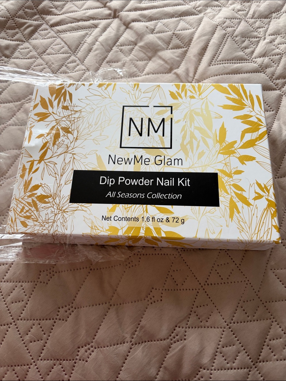 Dip Powder Nail Kit - Gold & White (All Seasons Collection)